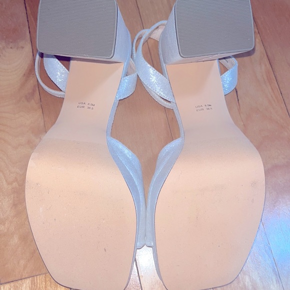 Nina New York Heels - Picture 2 of 5